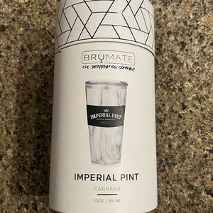 NEW in box Brumate Imperial Pint Marble 20 oz